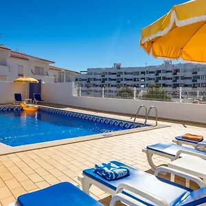 Apartahotel Carruna