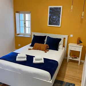 https://blue-essence-apartment-central.hotelscoimbra.com