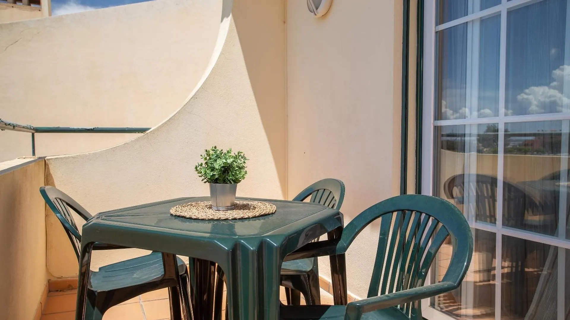 Glenridge Resort By Albufeira Rental 3*,